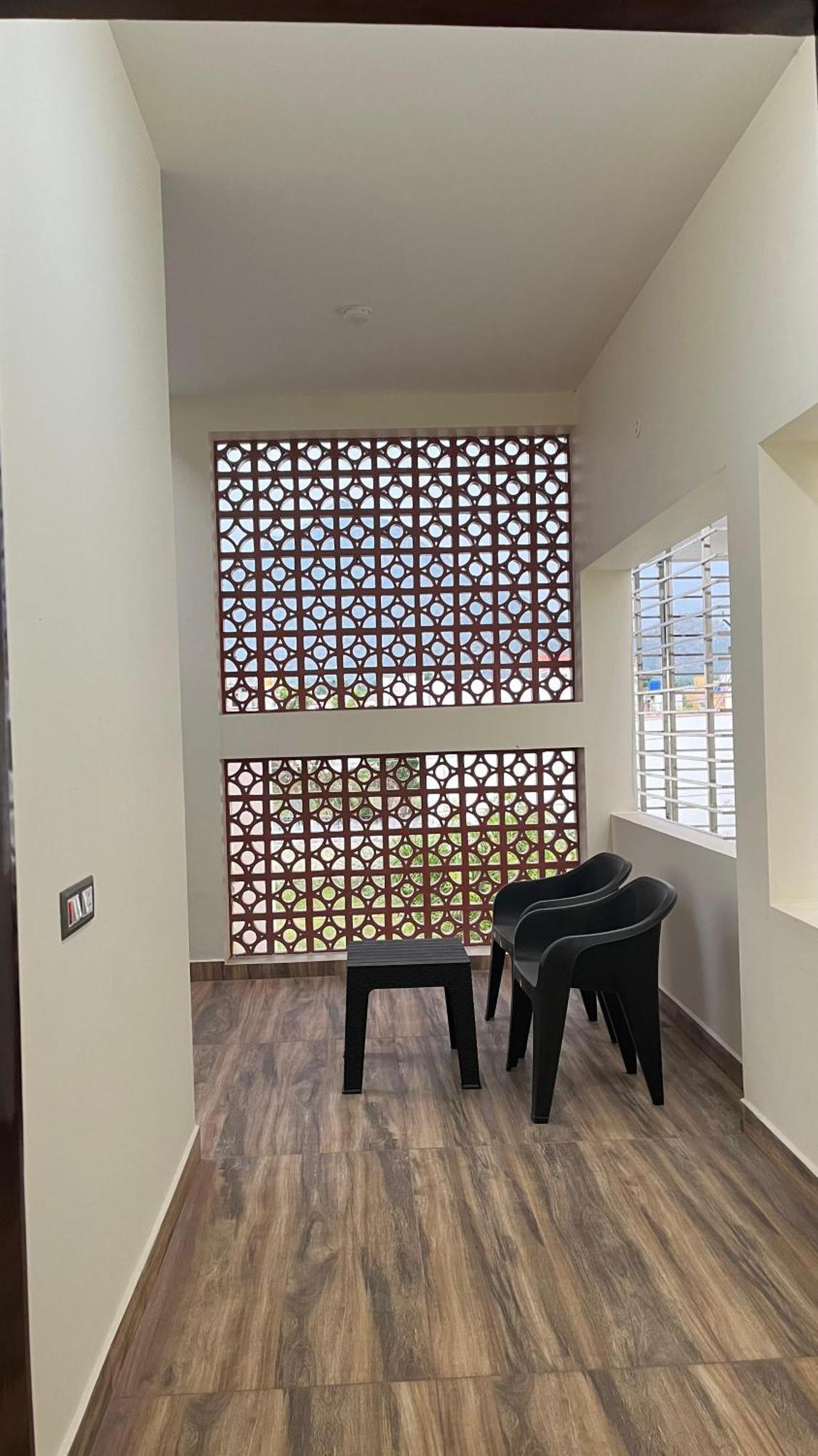 Guru Home Stay Near Sri Ramanasramam Tiruvannamalai Ngoại thất bức ảnh